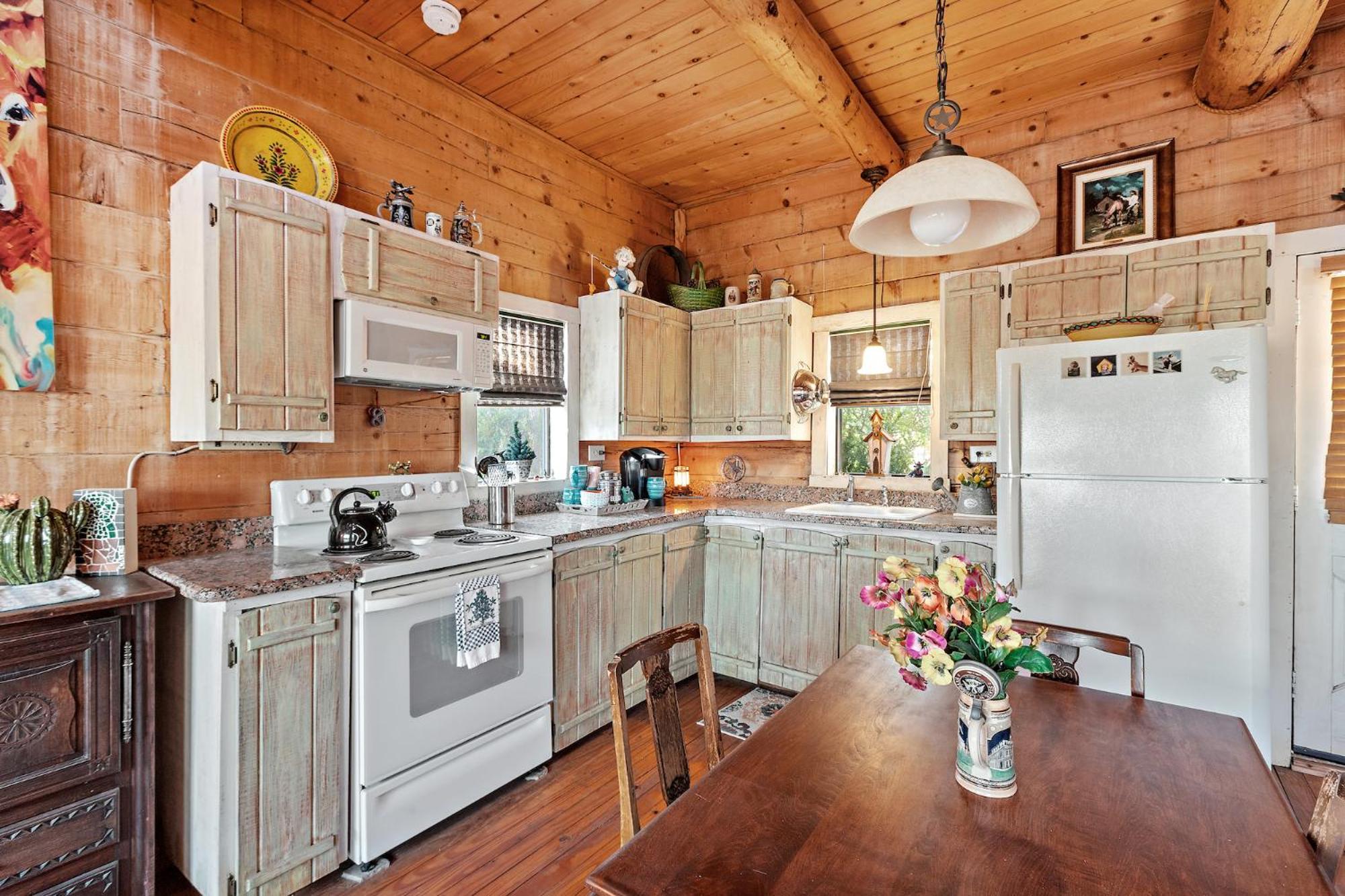 Mighty Oak Log Cabin Фредеріксбург Екстер'єр фото