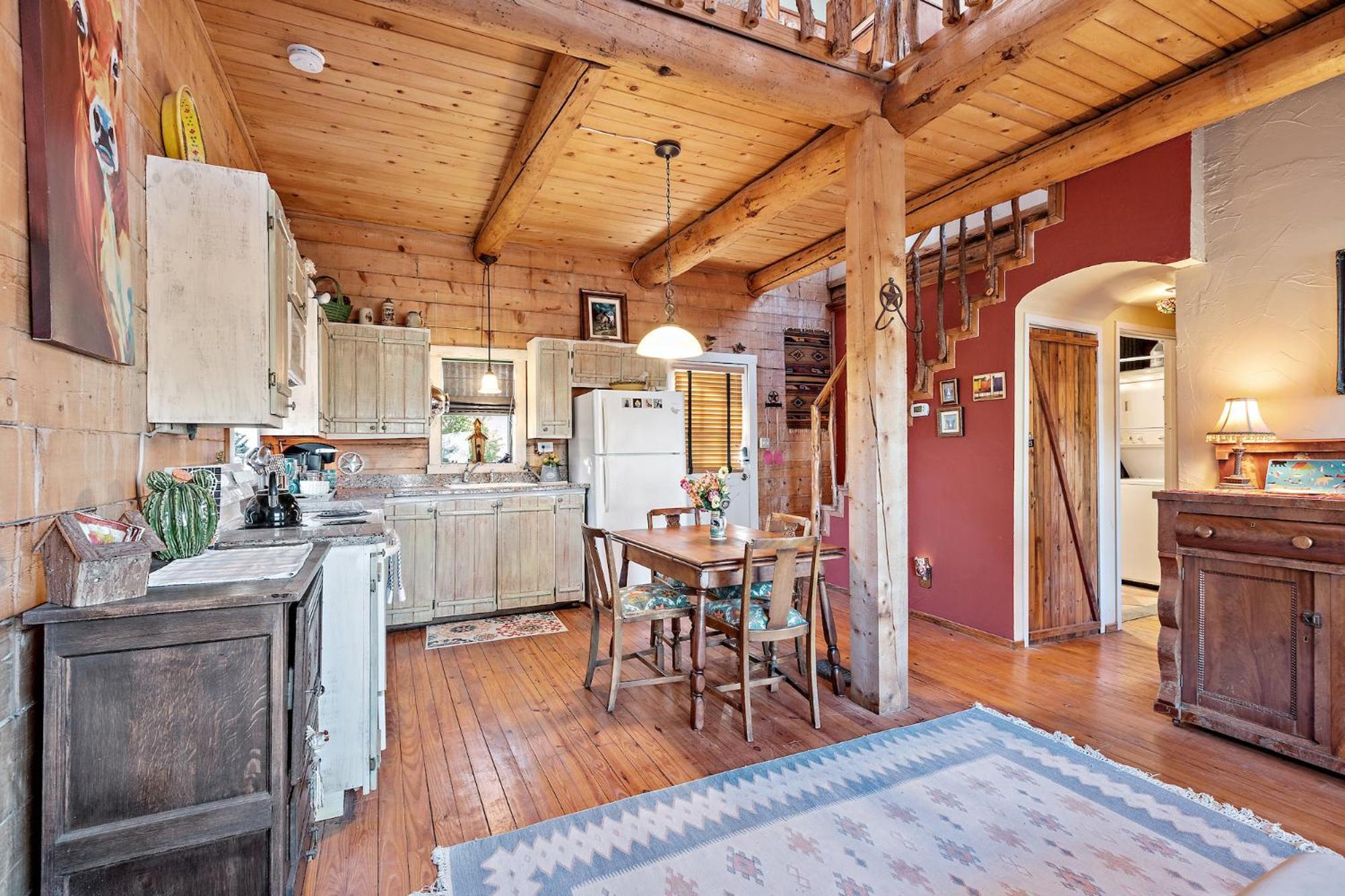 Mighty Oak Log Cabin Фредеріксбург Екстер'єр фото